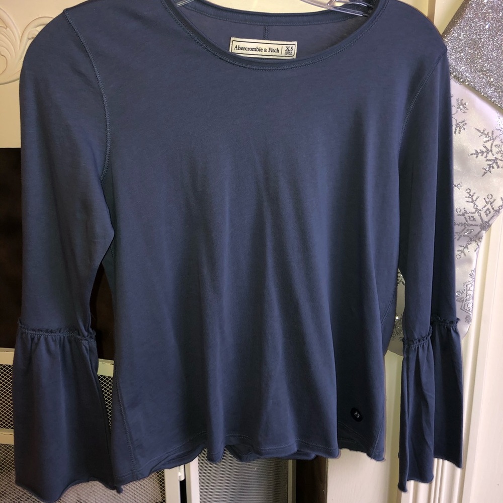 Abercrombie long sleeve top